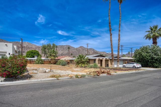 52065 Avenida Navarro, La Quinta, CA 92253