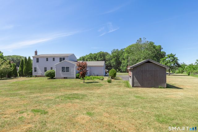 23 Sara Circle, North Haven, CT 06473