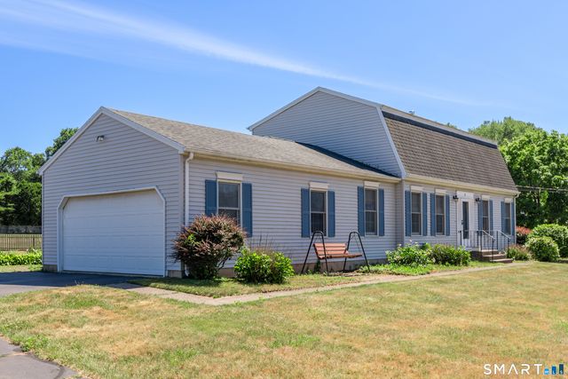 23 Sara Circle, North Haven, CT 06473