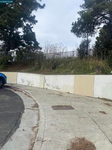 716 11Th St, Richmond, CA 94801