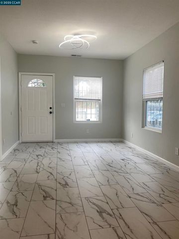 716 11Th St, Richmond, CA 94801