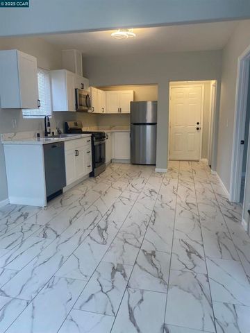 716 11Th St, Richmond, CA 94801