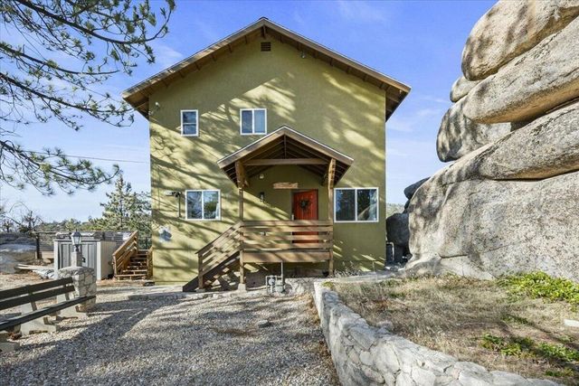 33334 Forrest Drive, Running Springs, CA 92382