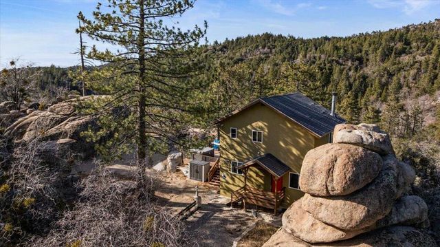 33334 Forrest Drive, Running Springs, CA 92382