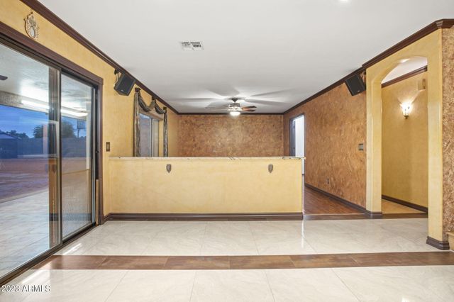 7775 N 52nd Drive, Glendale, AZ 85301