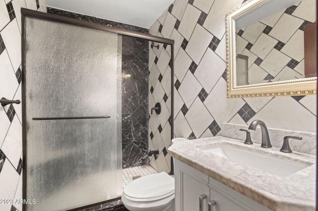 7775 N 52nd Drive, Glendale, AZ 85301