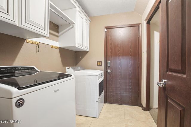 7775 N 52nd Drive, Glendale, AZ 85301