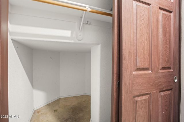 7775 N 52nd Drive, Glendale, AZ 85301