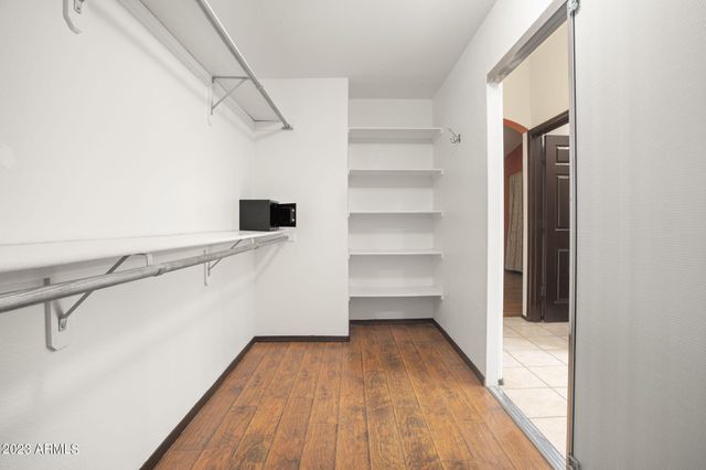 7775 N 52nd Drive, Glendale, AZ 85301