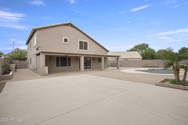 7775 N 52nd Drive, Glendale, AZ 85301