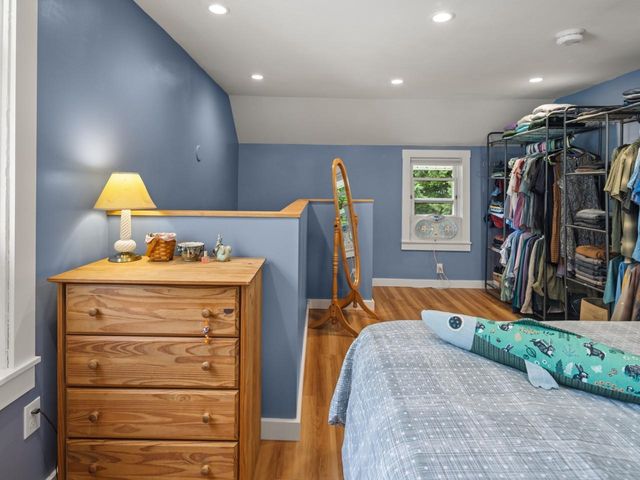 92 West St Apt A, Winooski, VT 05404