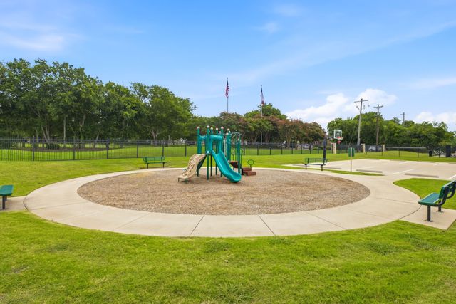 2115 Victoria Lane, Princeton, TX 75407