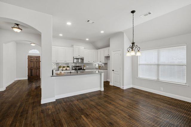 2115 Victoria Lane, Princeton, TX 75407