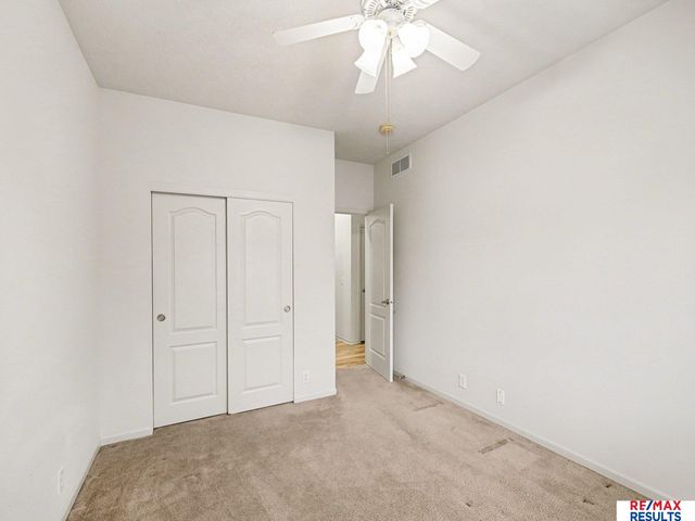 10707 Winding River Drive, Bellevue, NE 68123