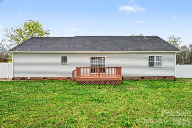 134 Clearview Road, Statesville, NC 28625