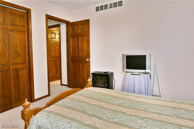 9540 Falcon Trak NE, Warren, OH 44484