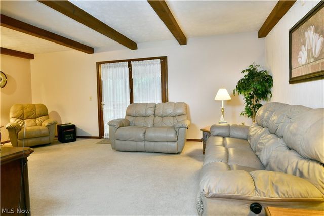 9540 Falcon Trak NE, Warren, OH 44484