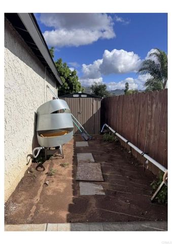 1660 Meadow Road, El Cajon, CA 92021