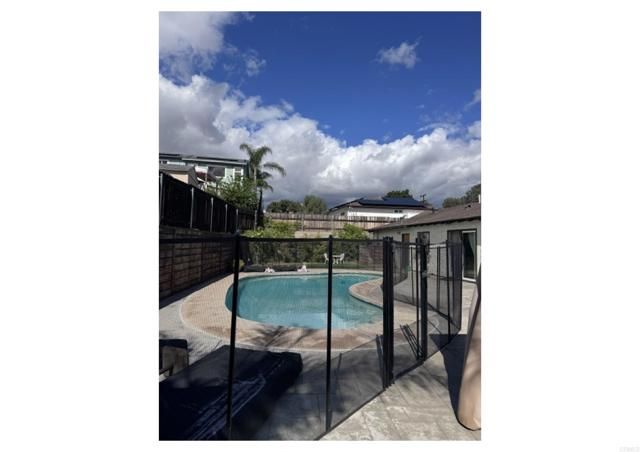 1660 Meadow Road, El Cajon, CA 92021