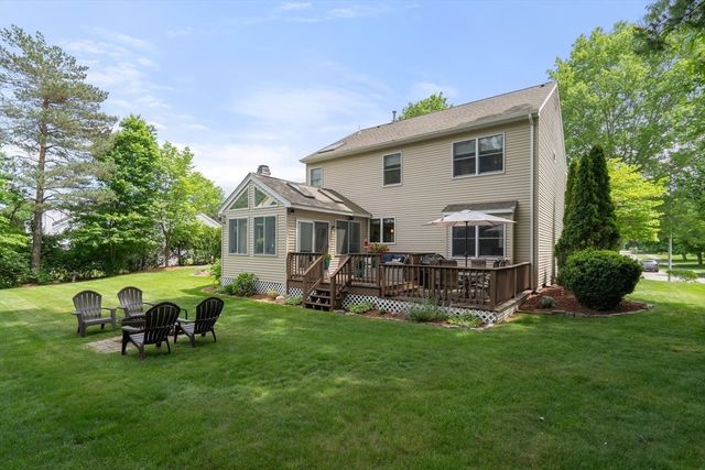 15 Winthrop Dr., Franklin, MA 02038