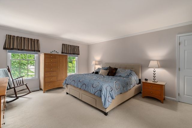 15 Winthrop Dr., Franklin, MA 02038