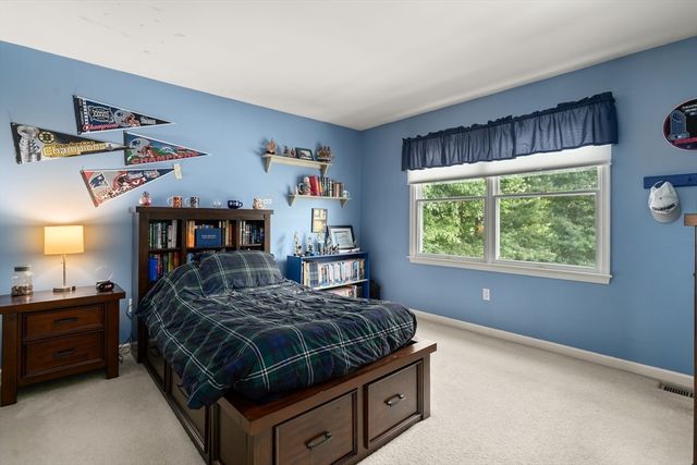 15 Winthrop Dr., Franklin, MA 02038