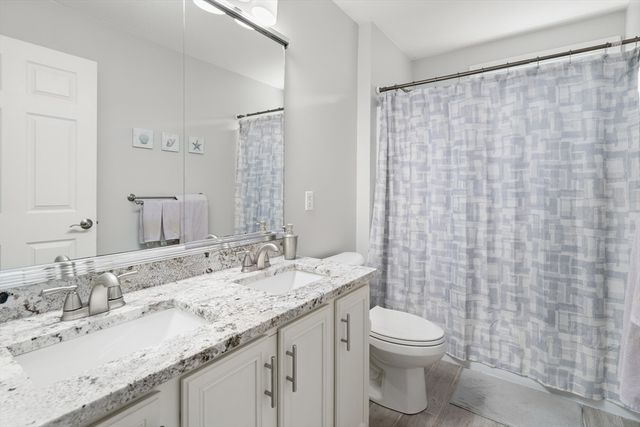 15 Winthrop Dr., Franklin, MA 02038