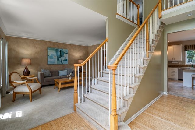 15 Winthrop Dr., Franklin, MA 02038