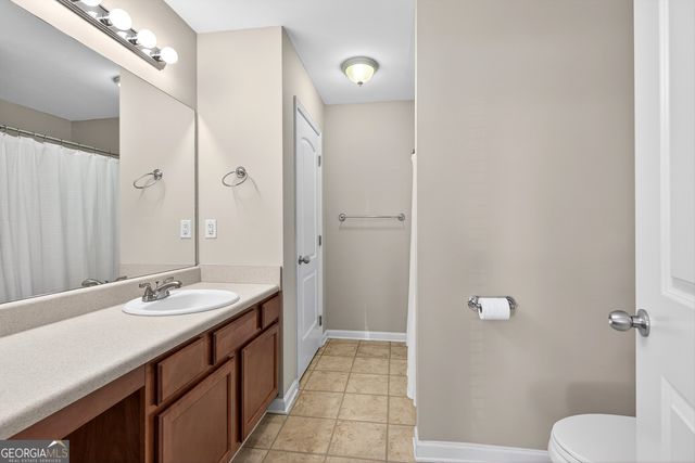 128 Meadowbrook Lane, Grantville, GA 30220