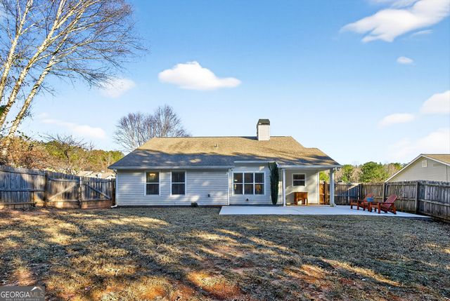 128 Meadowbrook Lane, Grantville, GA 30220