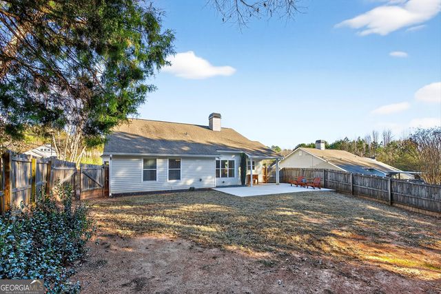 128 Meadowbrook Lane, Grantville, GA 30220