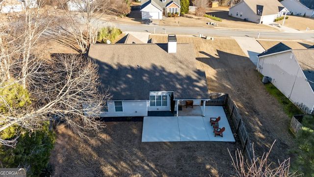 128 Meadowbrook Lane, Grantville, GA 30220