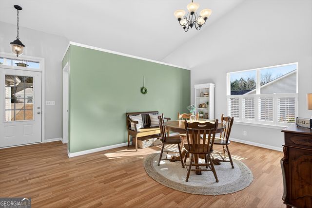 128 Meadowbrook Lane, Grantville, GA 30220