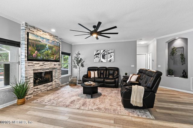 433 BIG TREE Road, Palm Valley, FL 32082