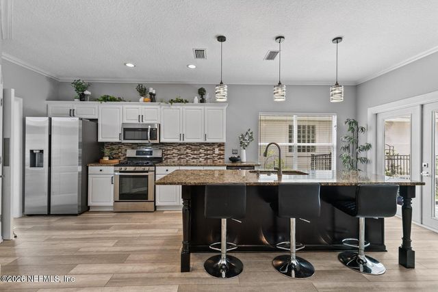 433 BIG TREE Road, Palm Valley, FL 32082