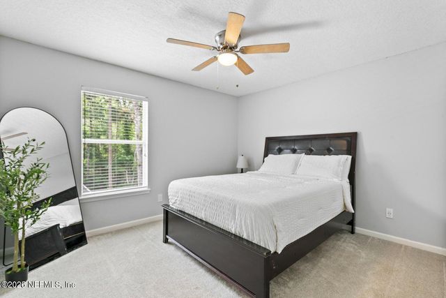 433 BIG TREE Road, Palm Valley, FL 32082