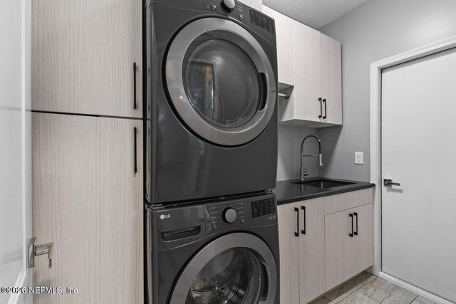 433 BIG TREE Road, Palm Valley, FL 32082