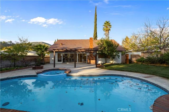 18838 Cabral, Canyon Country, CA 91351