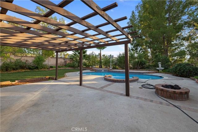 18838 Cabral, Canyon Country, CA 91351