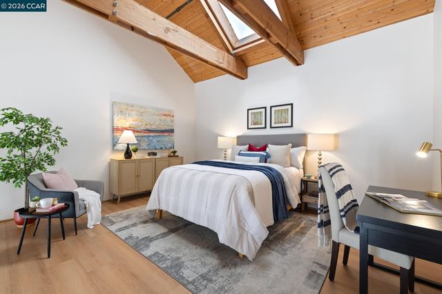 730 29Th St 10, Oakland, CA 94609