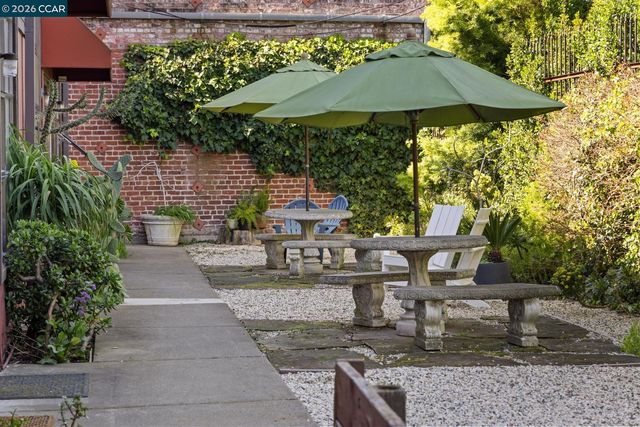 730 29Th St 10, Oakland, CA 94609