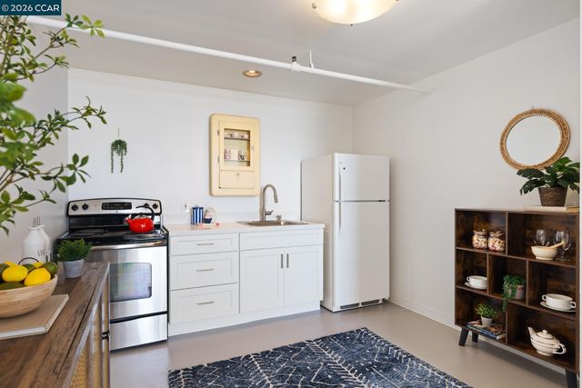 730 29Th St 10, Oakland, CA 94609