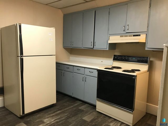 614 S 2nd Ave Avenue, Sioux Falls, SD 57104