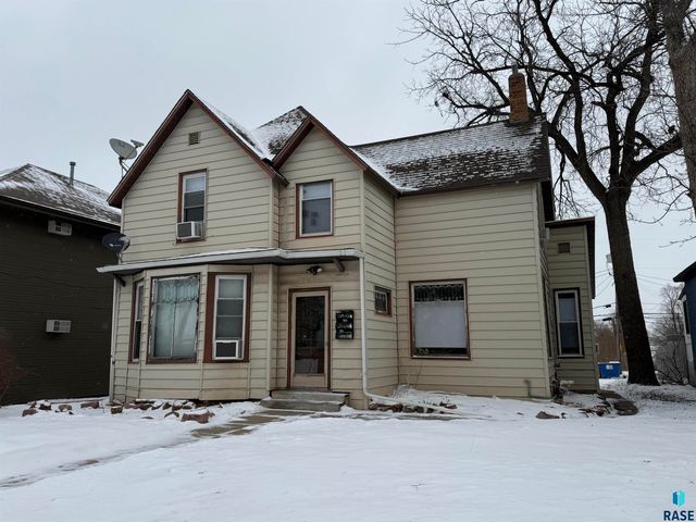 614 S 2nd Ave Avenue, Sioux Falls, SD 57104