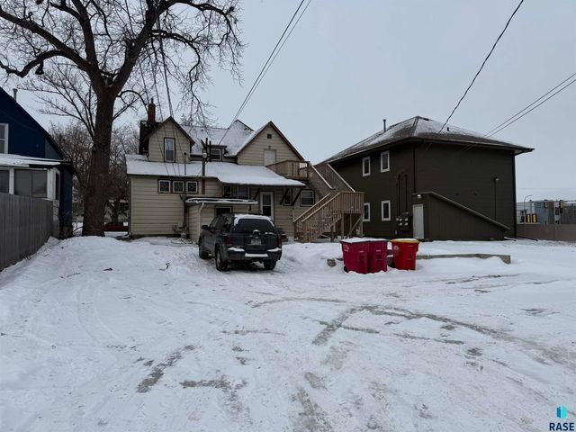 614 S 2nd Ave Avenue, Sioux Falls, SD 57104
