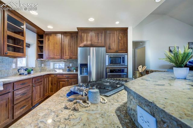 1905 Mesa Road, Colorado Springs, CO 80904