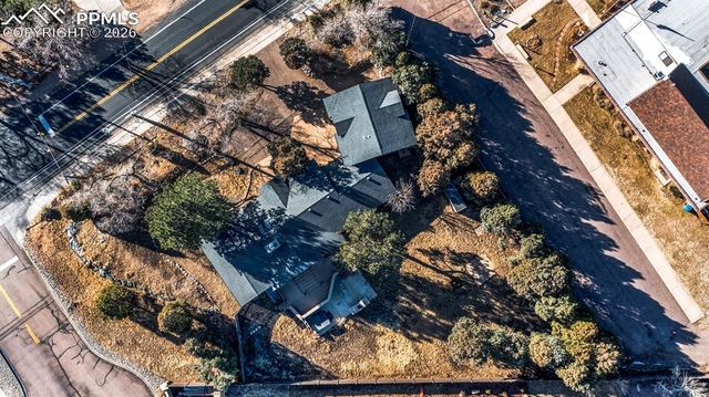 1905 Mesa Road, Colorado Springs, CO 80904