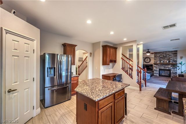 8148 Waltons Mill Court, Las Vegas, NV 89131