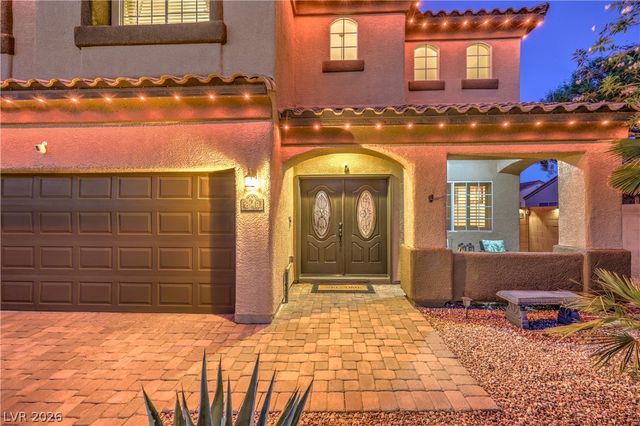 8148 Waltons Mill Court, Las Vegas, NV 89131