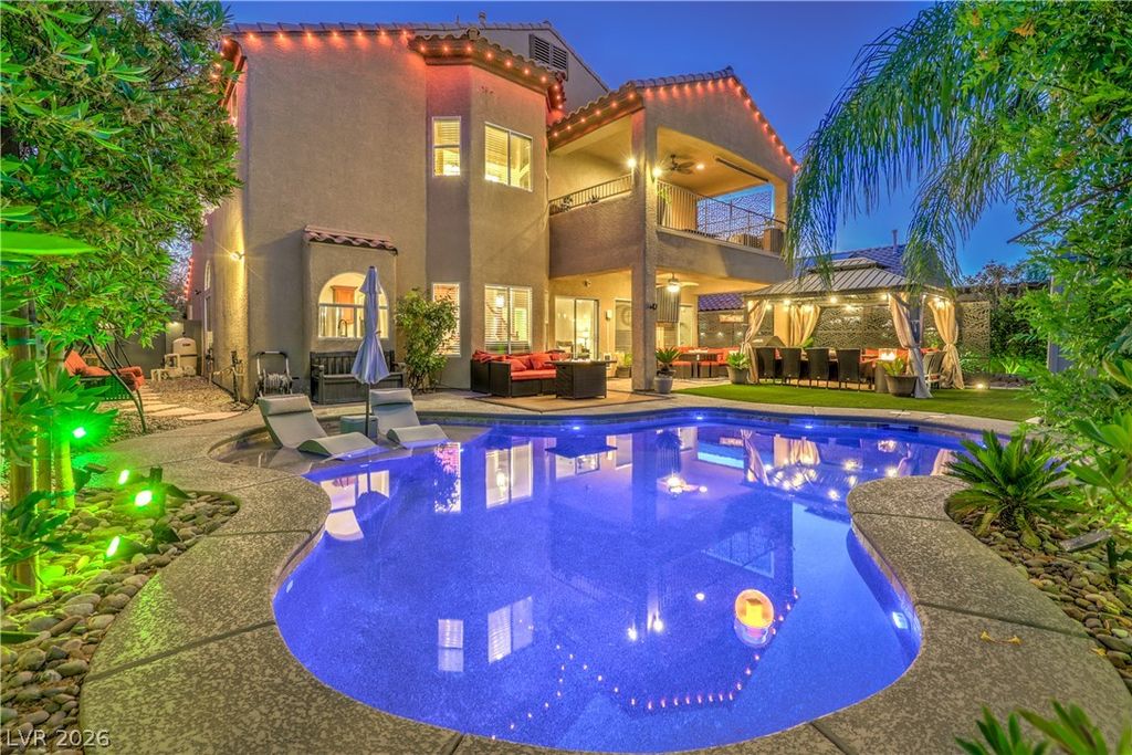 8148 Waltons Mill Court, Las Vegas, NV 89131